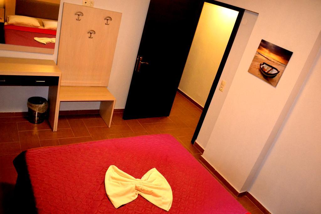 Αmalia Lux Villas Vrasná Habitación foto