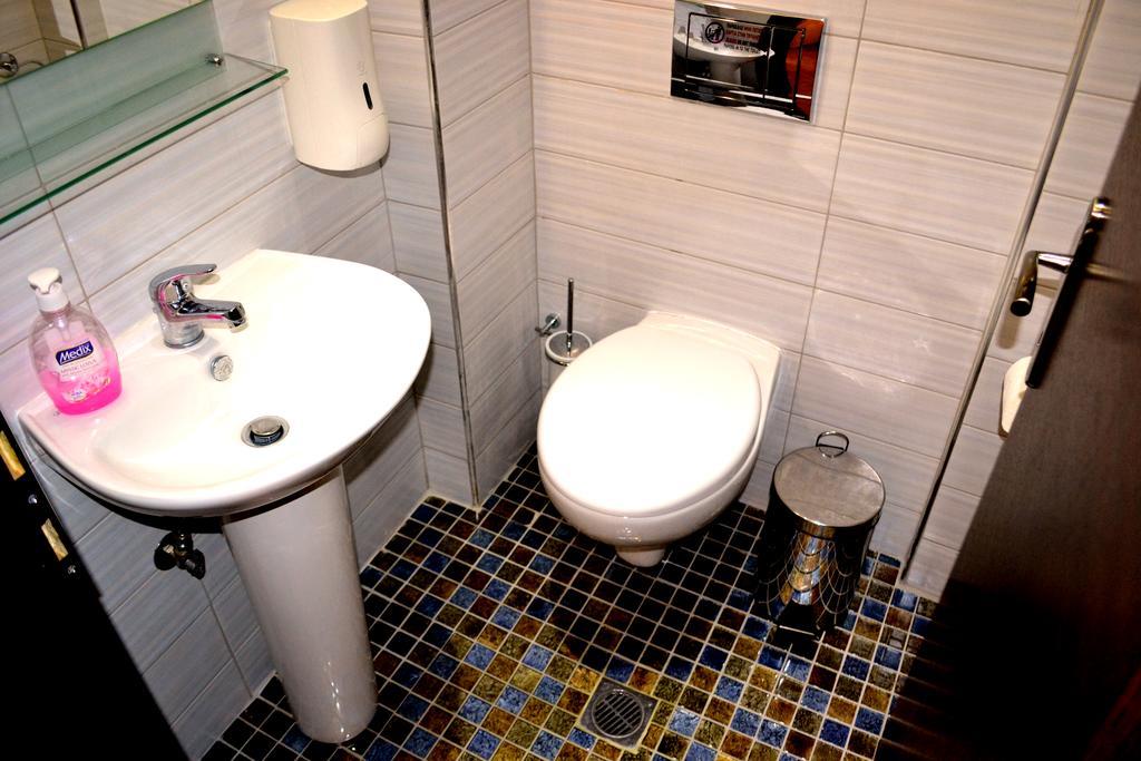 Αmalia Lux Villas Vrasná Habitación foto